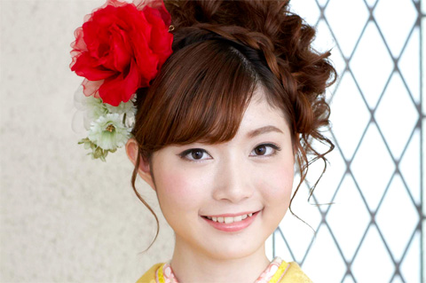 振袖には黒髪？茶髪？振袖に似合う髪色について