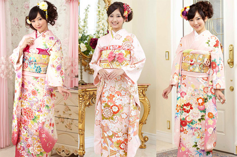 ピンクの振袖に似合うコーディネート