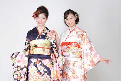 振袖をレンタルする時期はいつが最適？