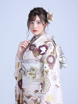 まるやま・京彩グループ振袖ラインナップ