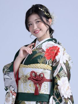 まるやま・京彩グループ振袖ラインナップ