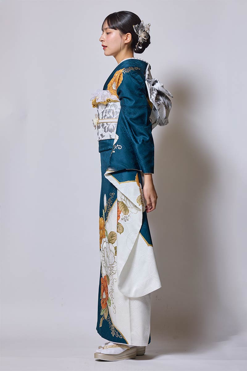 【MK-1712】深い青に映える牡丹の余白美