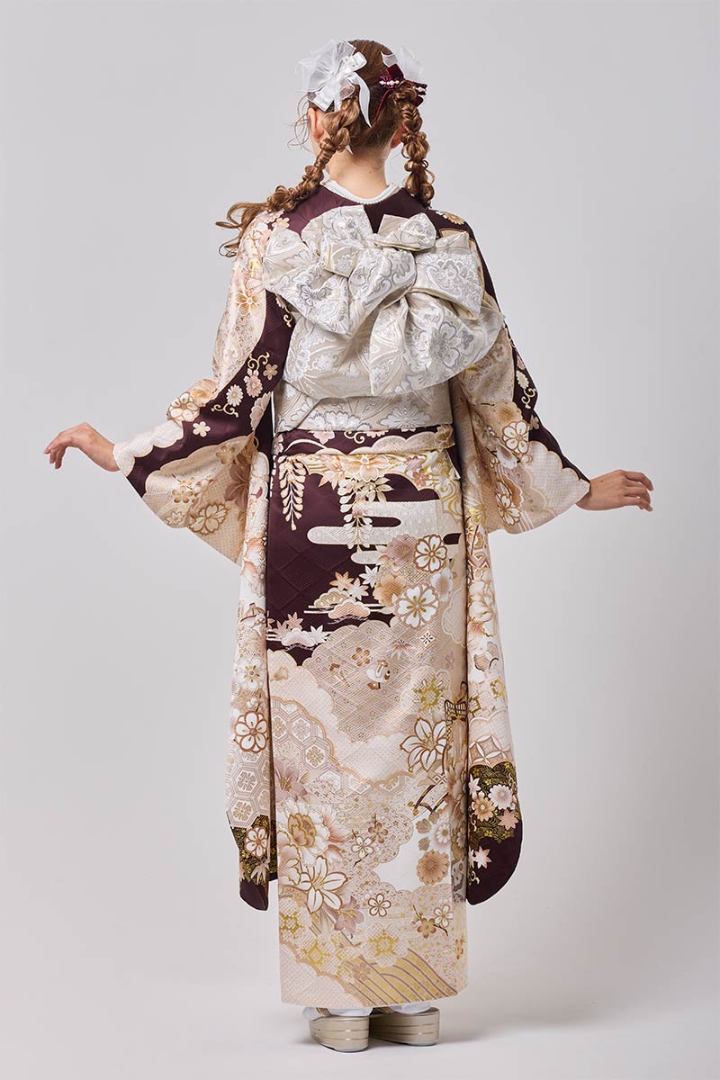 保護中: 【MK-1715】淡くやわらぐ花模様が気品ある可憐な振袖